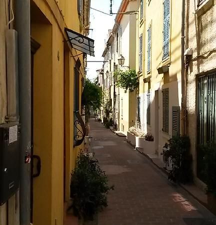 شقة Safranier Townhouse أنتيب الغرفة الصورة