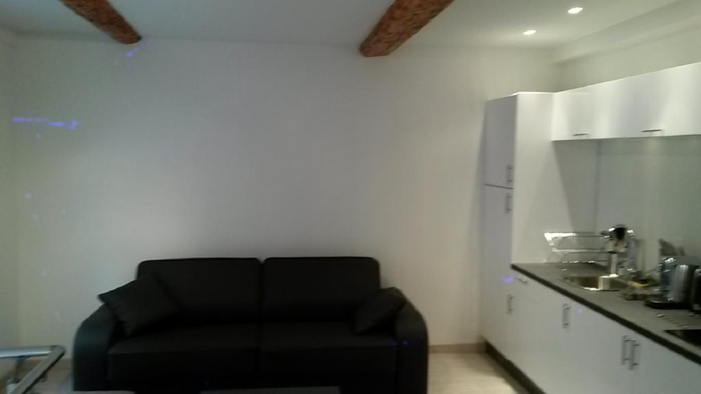 شقة Safranier Townhouse أنتيب الغرفة الصورة